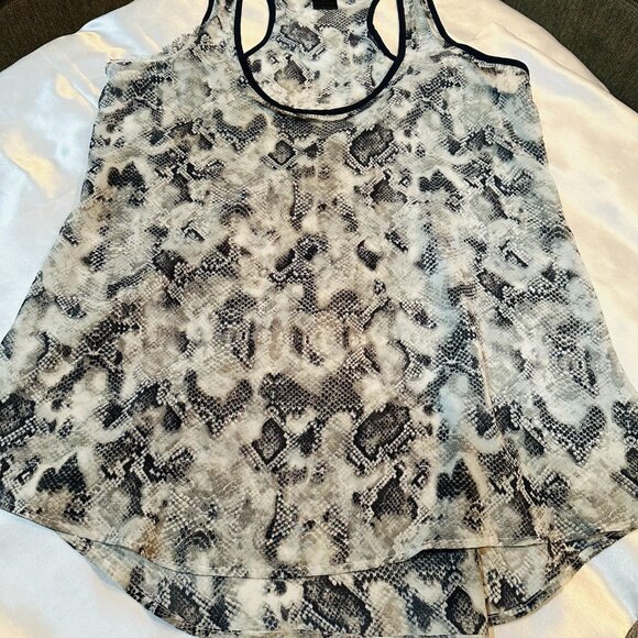 Kardashian Kolection Black & White Sheer Racerback Top, Size M - Picture 7 of 11